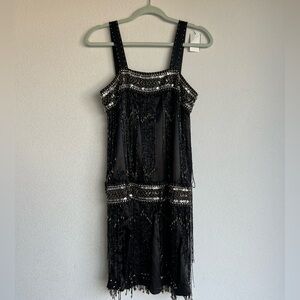 “Unique vintage” flapper dress - size small